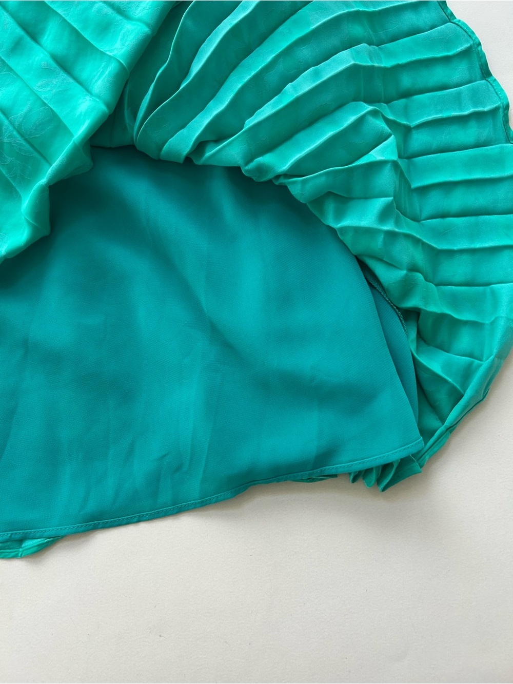 NEW Banana Republic Teal Pleated Halter Blouse size M - Picture 5 of 5